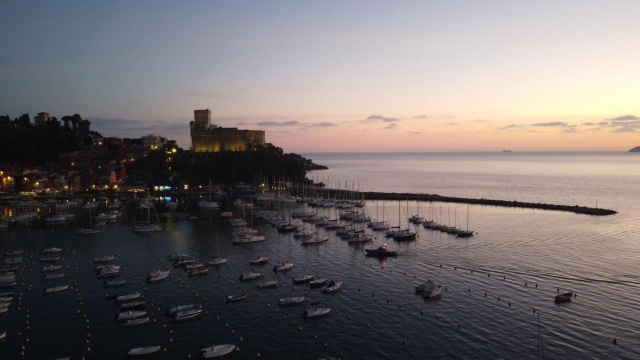 Апартаменты Casa Ange - Lerici, Golfo Dei Poeti Экстерьер фото